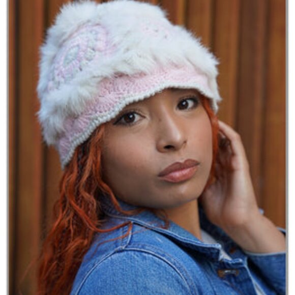 Pink Feathered Hand Knitted Bucket Hat for men and women - Picture 1 of 2